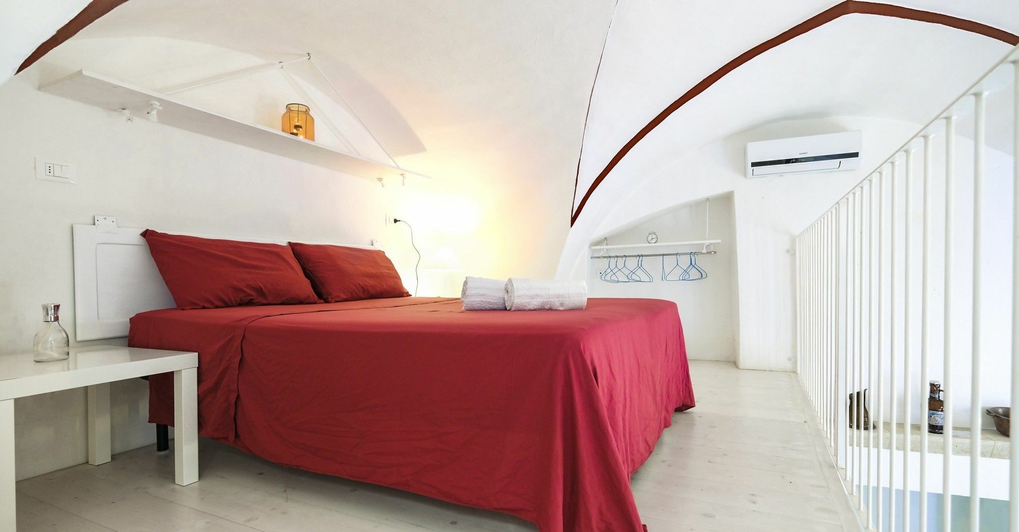 Casa Vacanze Isotta 카스트리냐노델카포 외부 사진